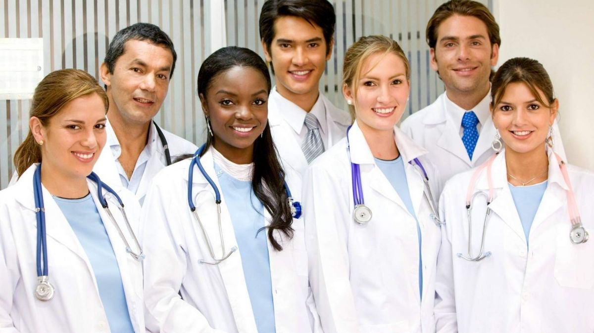 मेडिकल कॉलेज प्रवेश,  स्वास्थ्य परीक्षण अनिवार्य,  छात्र स्वास्थ्य फिटनेस,  नया शैक्षणिक सत्र,  सरकारी मेडिकल कॉलेज,  निजी मेडिकल कॉलेज,  स्वास्थ्य प्रमाण पत्र,  मेडिकल शिक्षा,  छात्र कल्याण,  स्वास्थ्य शिविर