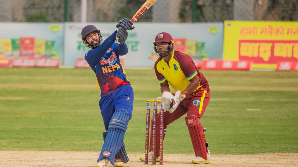 नेपाल,  वेस्टइंडीज,  टी-20 इंटरनेशनल,  ऐतिहासिक जीत,  फुल मेंबर,  श्रृंखला,  रोहित पौडेल,  कुशल भुर्तेल,  जेसन होल्डर,  १२९ पर ऑलआउट