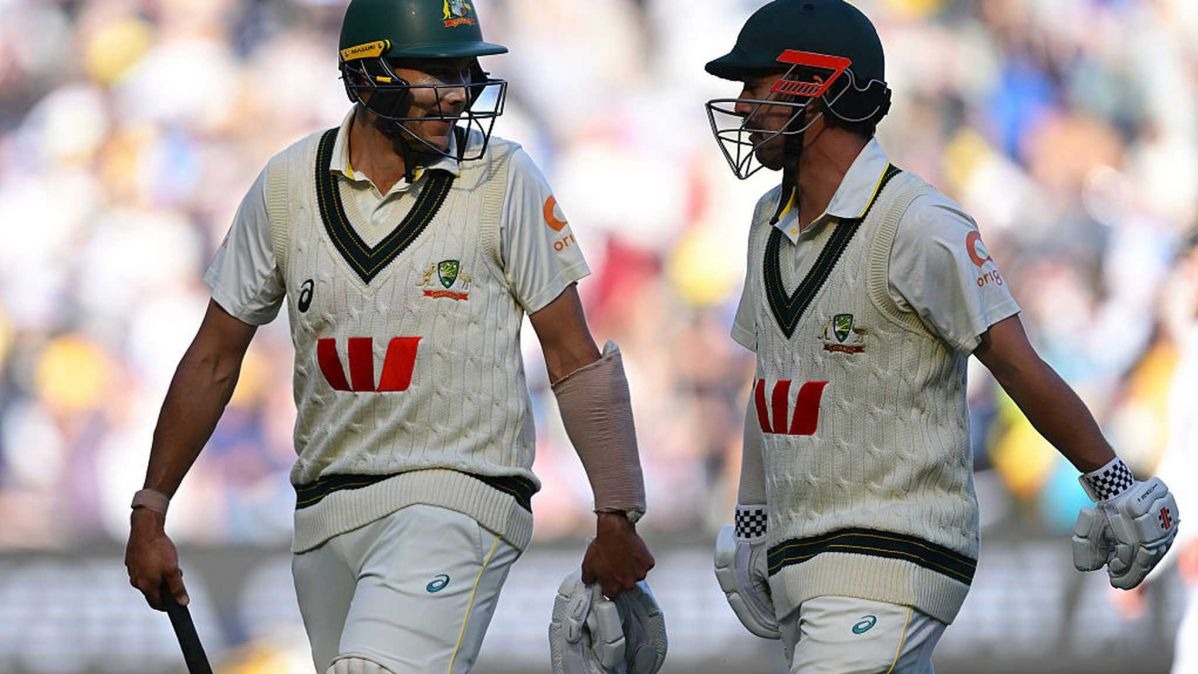 एशेज 2025 बॉक्सिंग डे टेस्ट हाइलाइट्स,  मेलबर्न टेस्ट पहले दिन 20 विकेट,  जोश टंग 5 विकेट एमसीजी रिकॉर्ड,  स्कॉट बोलैंड गेंदबाजी एशेज 2025,  ऑस्ट्रेलिया बनाम इंग्लैंड चौथा टेस्ट स्कोरकार्ड,  एमसीजी पिच विवाद एशेज 2025,  माइकल नेसर 4 विकेट इंग्लैंड के खिलाफ,  बॉक्सिंग डे टेस्ट वर्ल्ड रिकॉर्ड दर्शक,  एशेज सीरीज 2025 लाइव अपडेट्स हिंदी,  हैरी ब्रूक 41 रन बनाम ऑस्ट्रेलिया